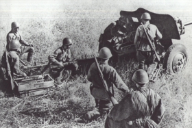 Между нацистским молотом и японской наковальней: война на Халхин-Голе