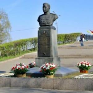 Памятник Белобородову